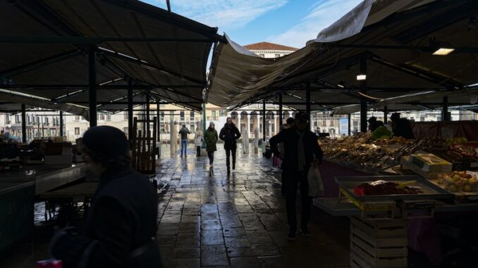 uploaded-image-gemi-ve-denizcilik-hukuku-1697208497313